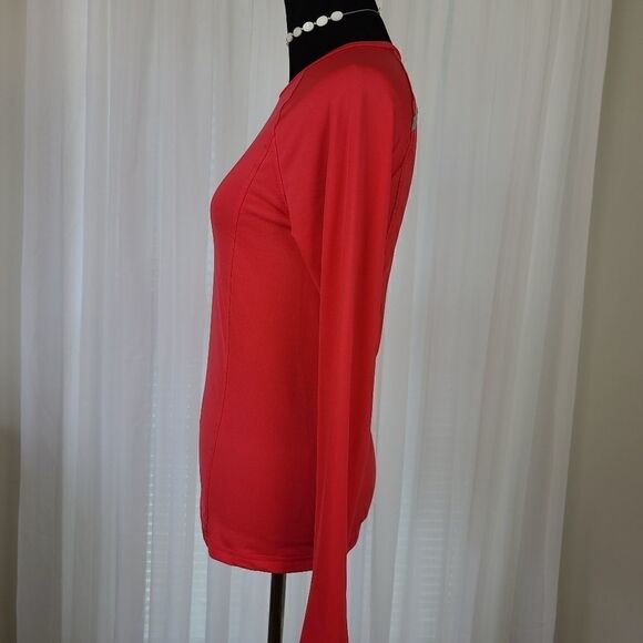 Old Navy Active Long Sleeve - Picture 3 of 6